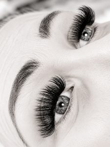 Beautiful Volume Lash Extensions at Beauty Habitz Salon in Parkwood, Gold Coast, creating fuller, fluffier and more defined eyelashes with a soft, glamorous finish.